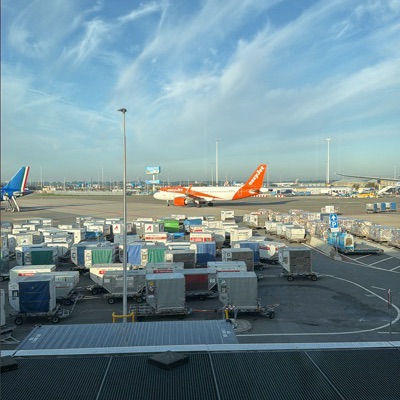 G-UZHX Airbus A320neo easyJet, NCL → AMS, 2 Oct 2026, photographed by Tiger Tiger Tiger