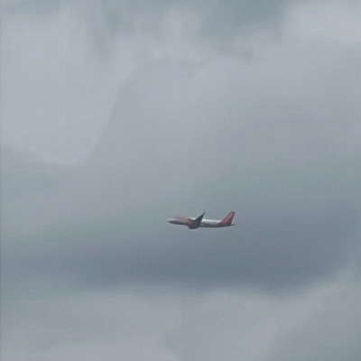 G-EZWL Airbus A320 easyJet, LGW → BJV, 27 Sept 2026, photographed by F-16 sharp eye