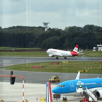 OE-LBS Airbus A320 Austrian Airlines, VIE → HAM, 17 Sept 2026, photographed by Idlepants8