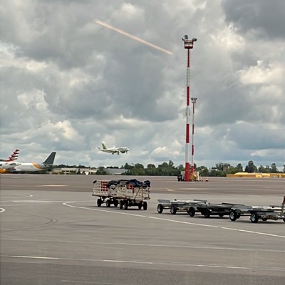 YL-CSI Airbus A220-300 airBaltic, PRG → VNO, 19 Jun 2026, photographed by Leo !