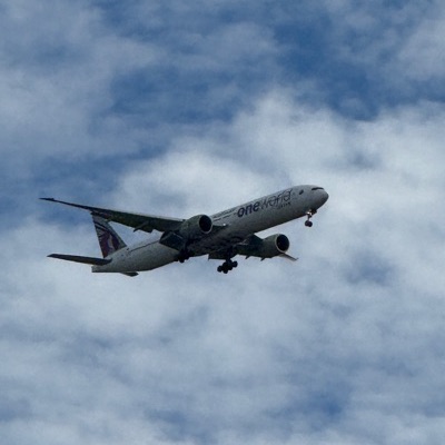 A7-BAF Boeing 777-300ER Qatar Airways, DIA → LHR, 6 Oct 2026, photographed by ItsJoshVibes