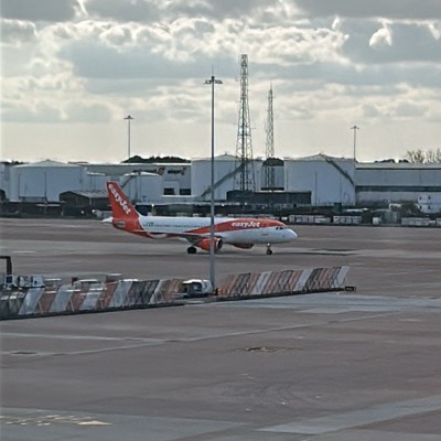 G-EZWC Airbus A320, 3 Oct 2026, photographed by Alpha Crimson Watcher