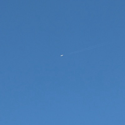 9H-LOS Airbus A320 Ryanair, VIE → DUB, 8 Oct 2026, photographed by Air74728