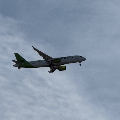 YL-ABV Airbus A220-300 airBaltic, ZRH → LHR, 26 Sept 2026, photographed by ItsJoshVibes