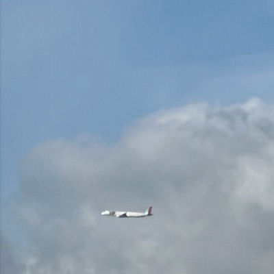 CS-TAY Embraer E195 TAP Air Portugal, LGW → LIS, 8 Oct 2026, photographed by F-16 sharp eye